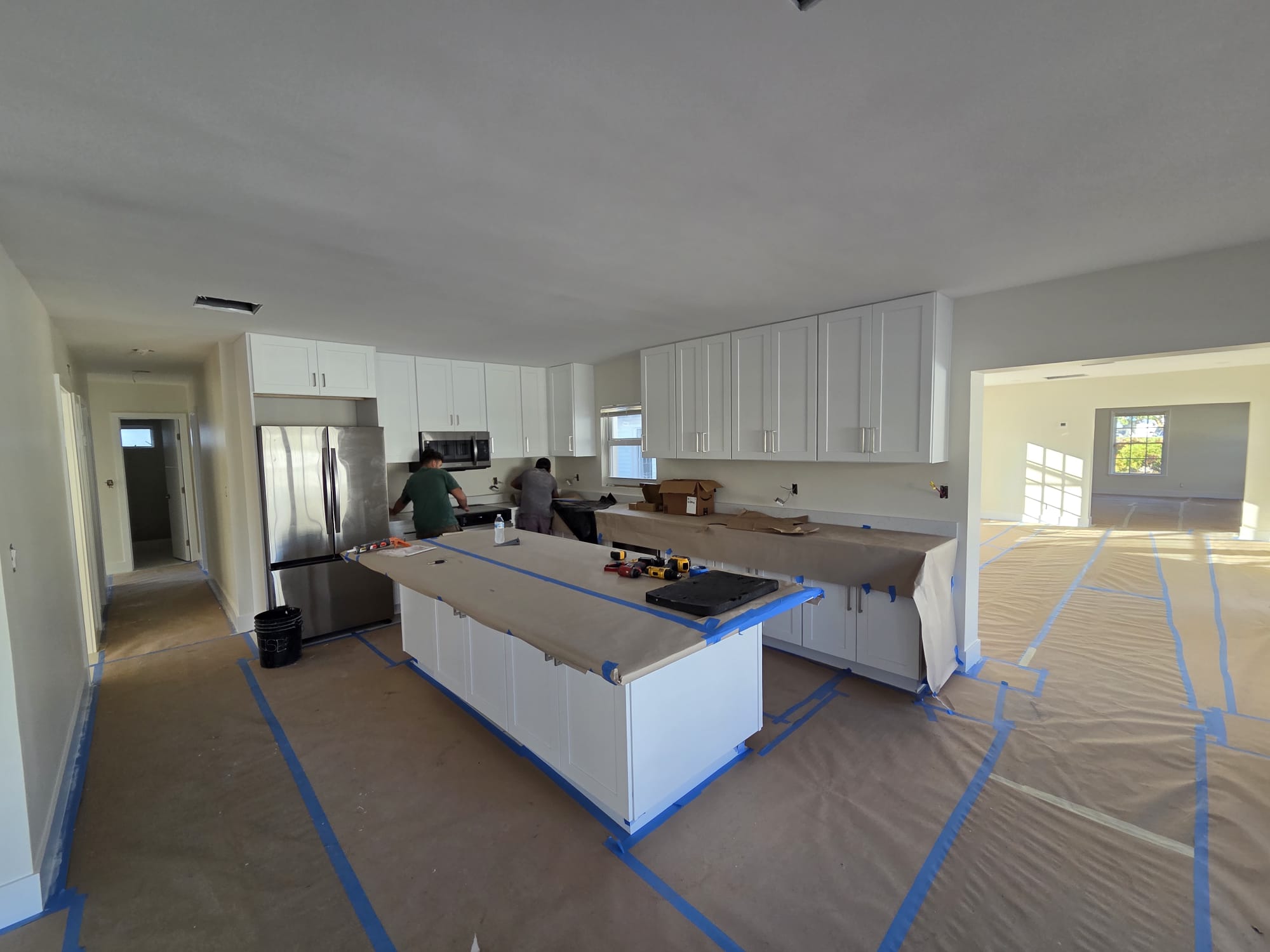 Custom kitchen cabinetry by COPLASA